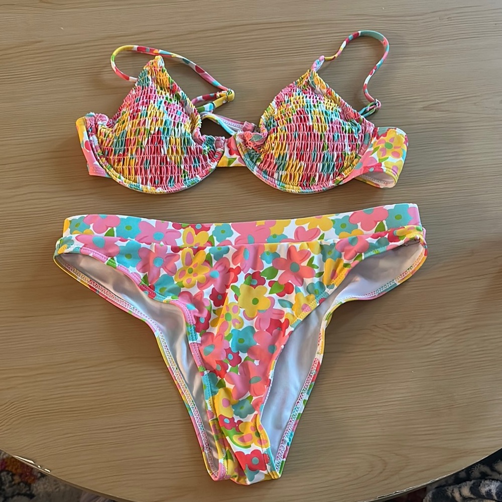 SHEIN Colorful Floral Bikini Set